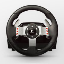Das Logitech G27 Racing Wheel ist der Nachfolger des erfolgreichen G25 Racing Wheels und dieser Testbericht zeigt, welche Vor- und Nachteile das Lenkrad gegenüber seinem Vorgänger und Konkurrenzprodukten hat.